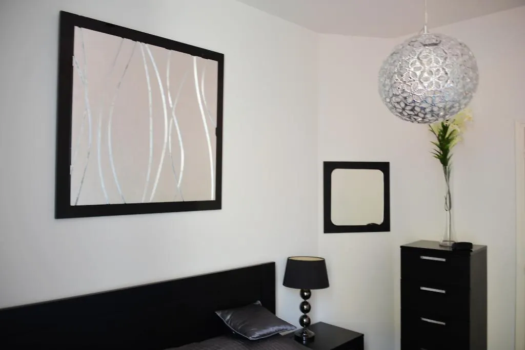 Apartment On Rue De France 4 Nice